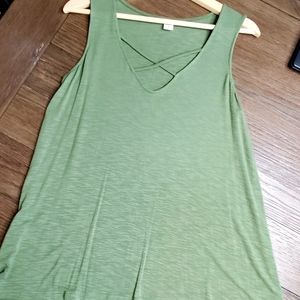 Old Navy Luxe swing tank, size M, green